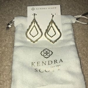 Brand new Kendra Scott earrings